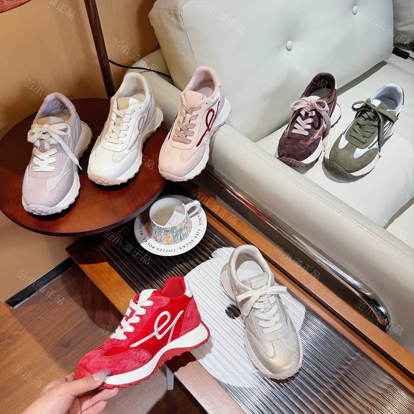 Fan Xiaoluo Sepatu Sneaker Wanita Sol Tebal Peninggi 7.5cm Model Trainer Casual 2026