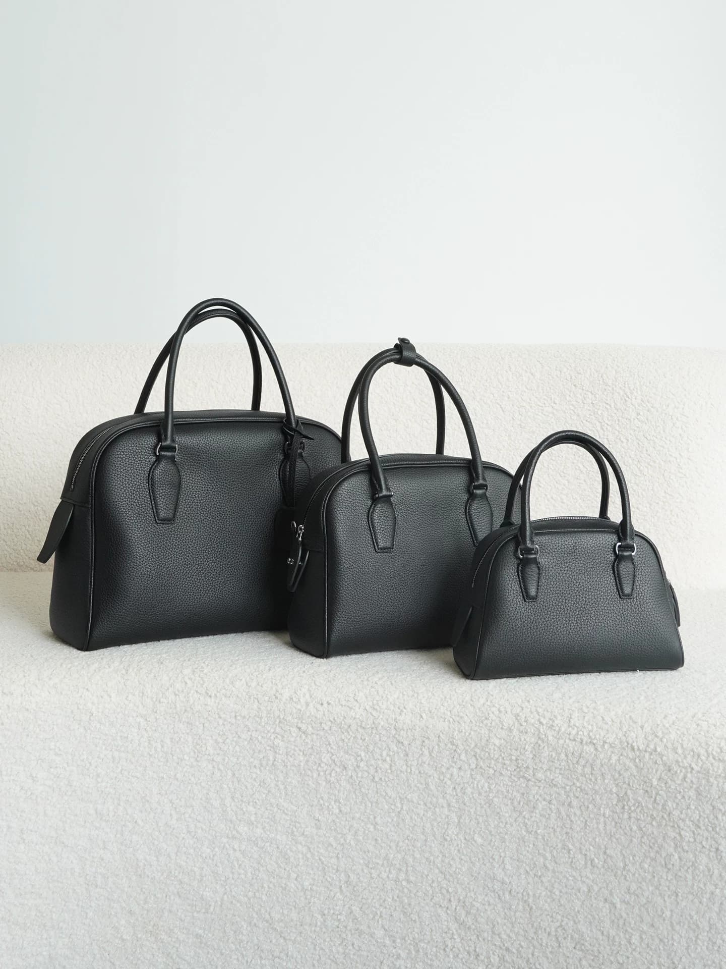 Tas Ransel Kulit Sapi Asli Wanita Kapasitas Besar, Model Boston Bowling Bag Ala India